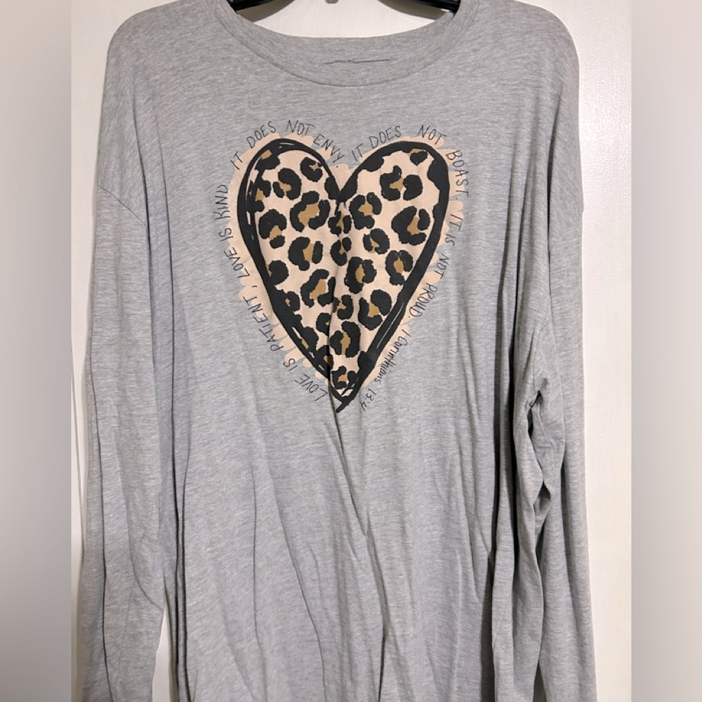 Gray Long Sleeve Top with Leopard Heart Design